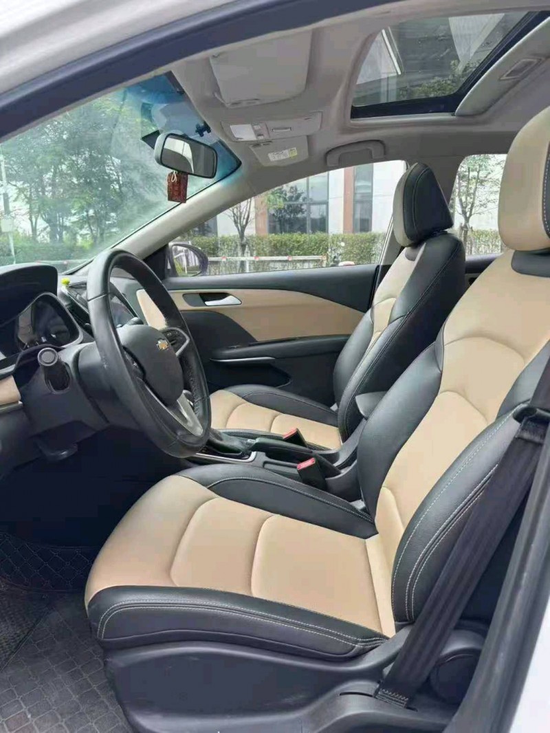 广州22年雪佛兰科鲁泽4