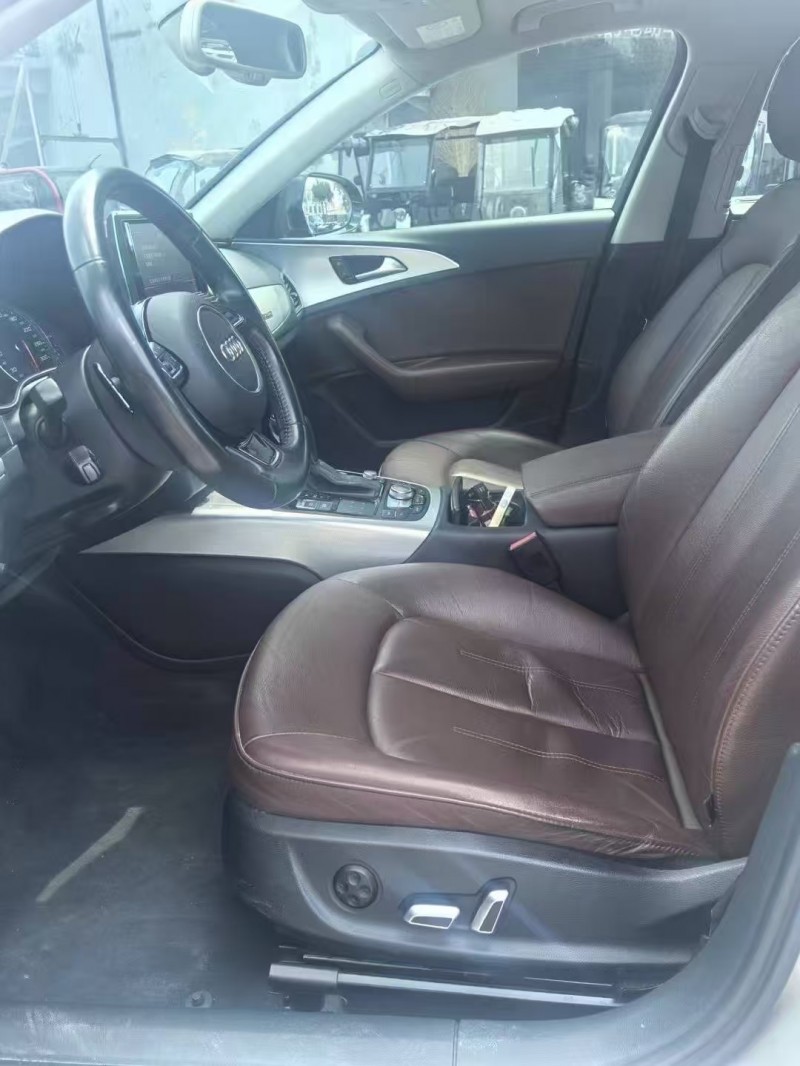 济宁16年奥迪A6L2