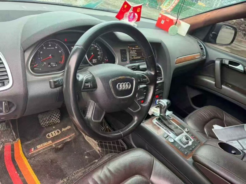 潍坊13年奥迪Q74