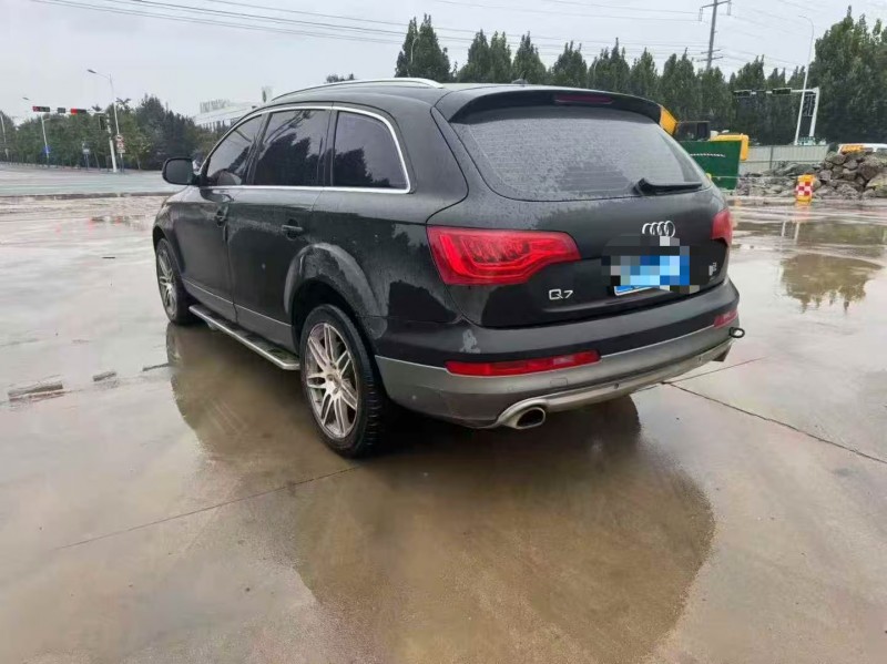 潍坊13年奥迪Q75