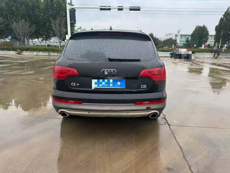 潍坊13年奥迪Q77
