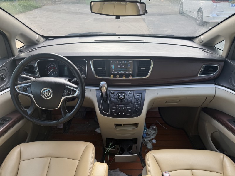 郑州17年别克GL84