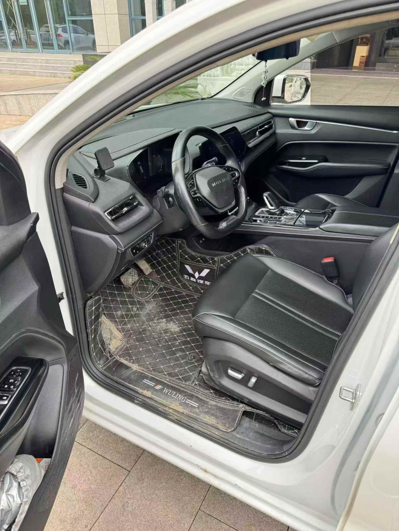 乌海22年五菱汽车凯捷4