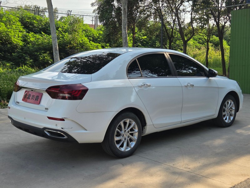 郑州21年吉利帝豪7