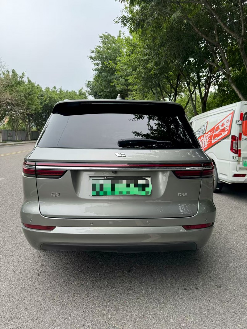重庆21年理想理想ONE9