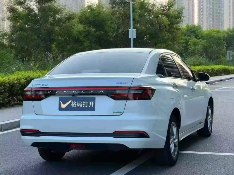 东莞23年启辰D607