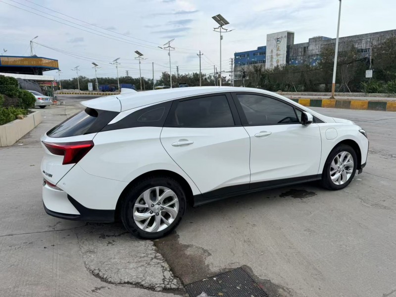 潮州23年别克微蓝8