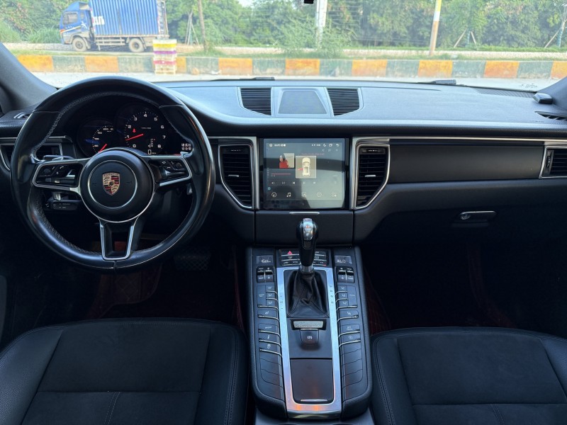 潮州16年保时捷Macan5