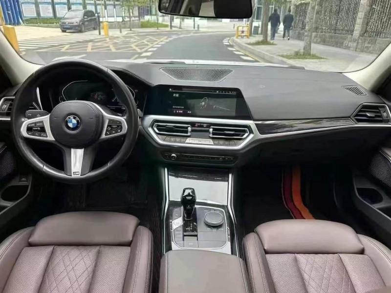 广州22年宝马3系5