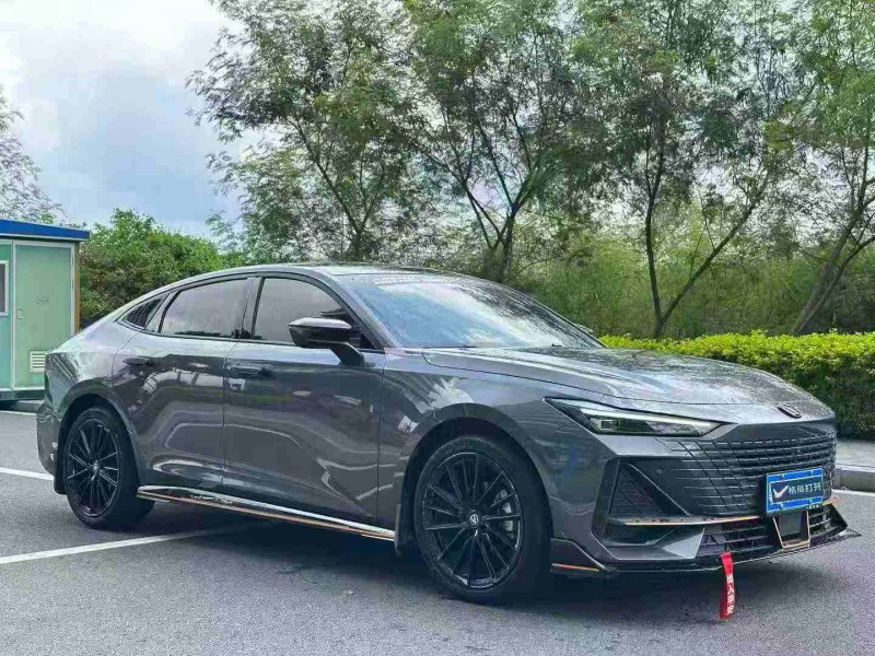 东莞22年长安汽车UNI3