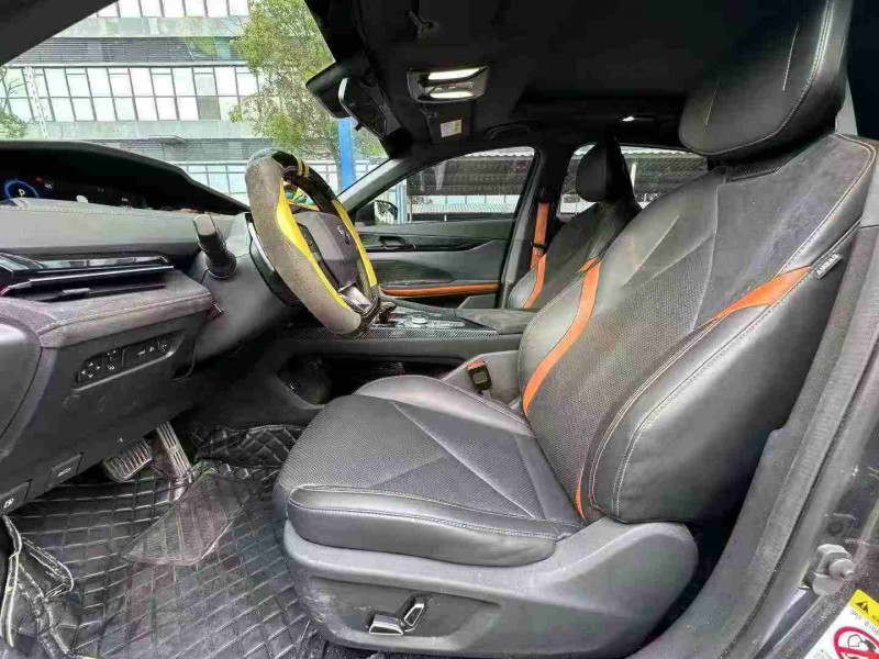 东莞22年长安汽车UNI6