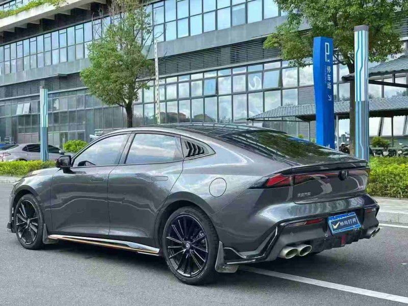 东莞22年长安汽车UNI7