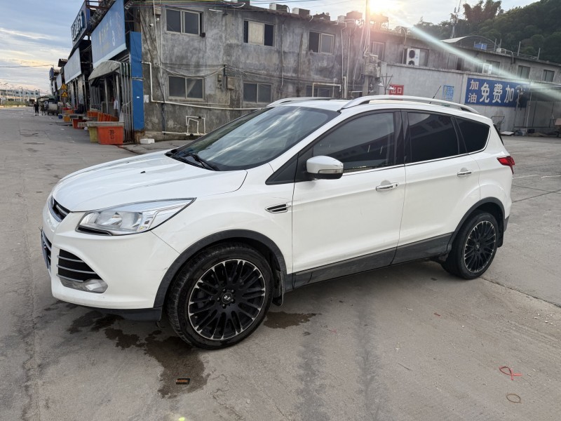 潮州15年福特翼虎2