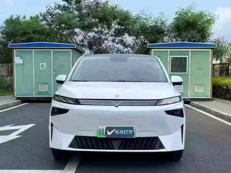 东莞25年启辰VX61