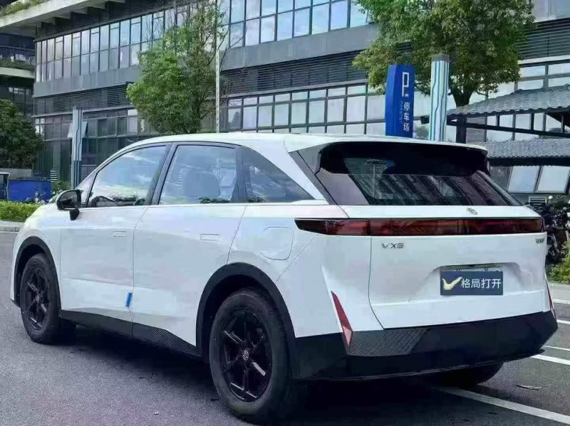 东莞25年启辰VX67