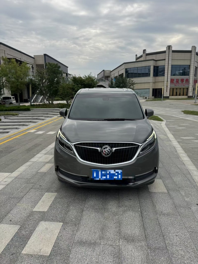 青岛19年别克GL81