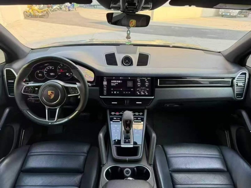 珠海18年保时捷卡宴5