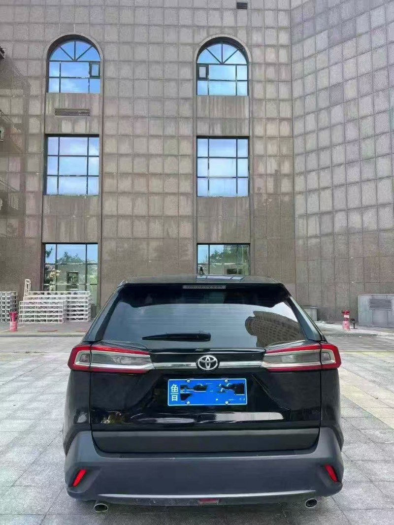 青岛22年丰田威兰达9