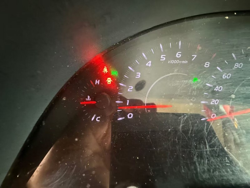 长沙14年丰田凯美瑞5