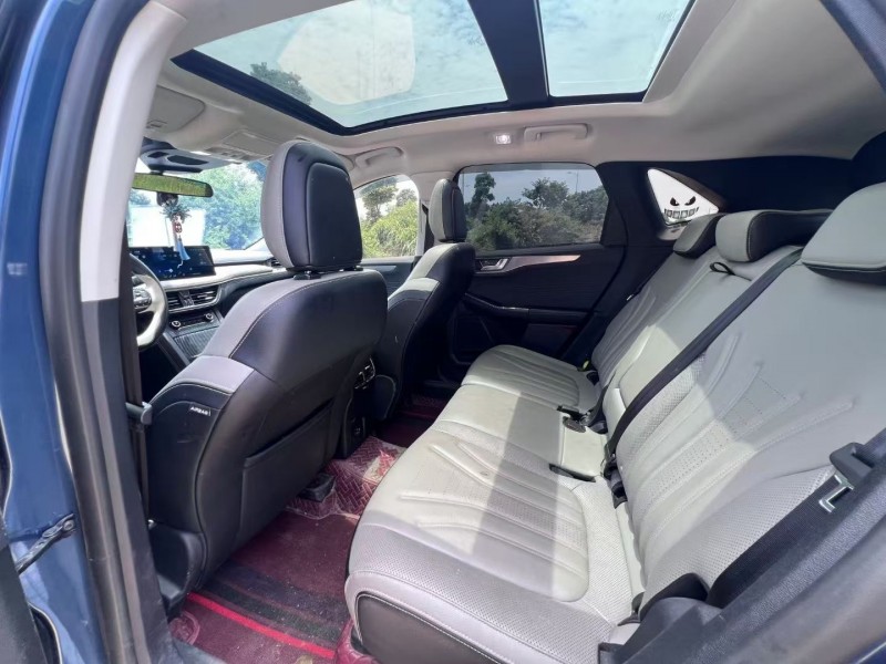 长沙22年福特锐际5