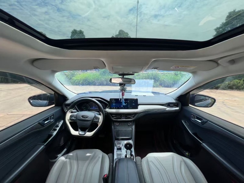 长沙22年福特锐际6