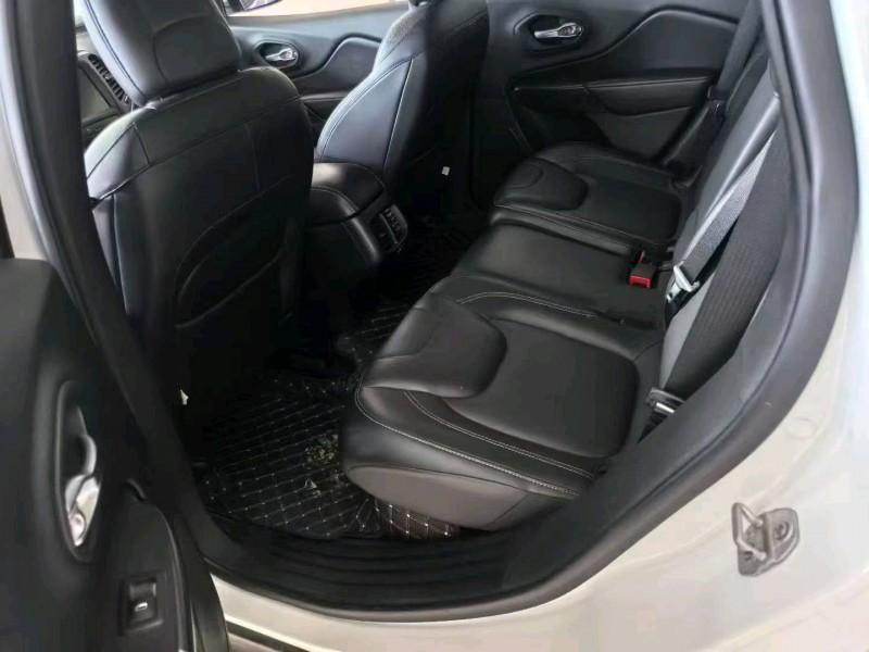 台州17年Jeep自由光3