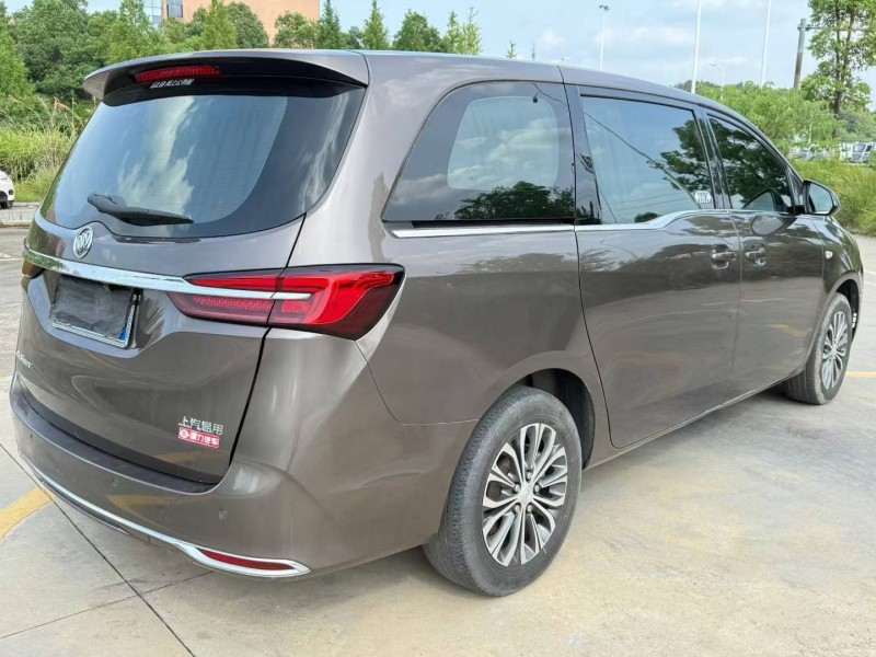 长沙21年别克GL86