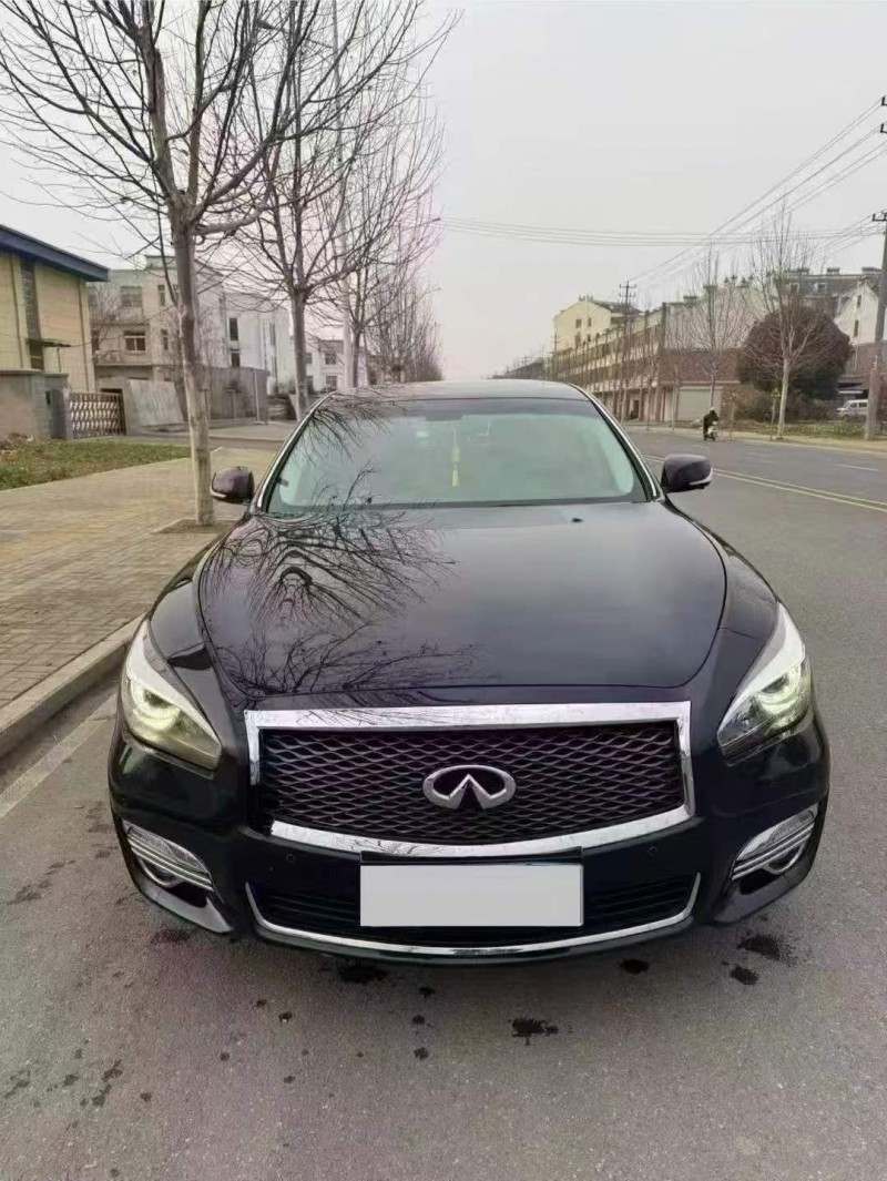 淮南18年英菲尼迪Q701