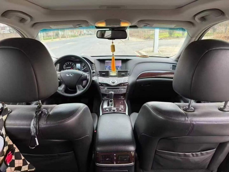 淮南18年英菲尼迪Q704