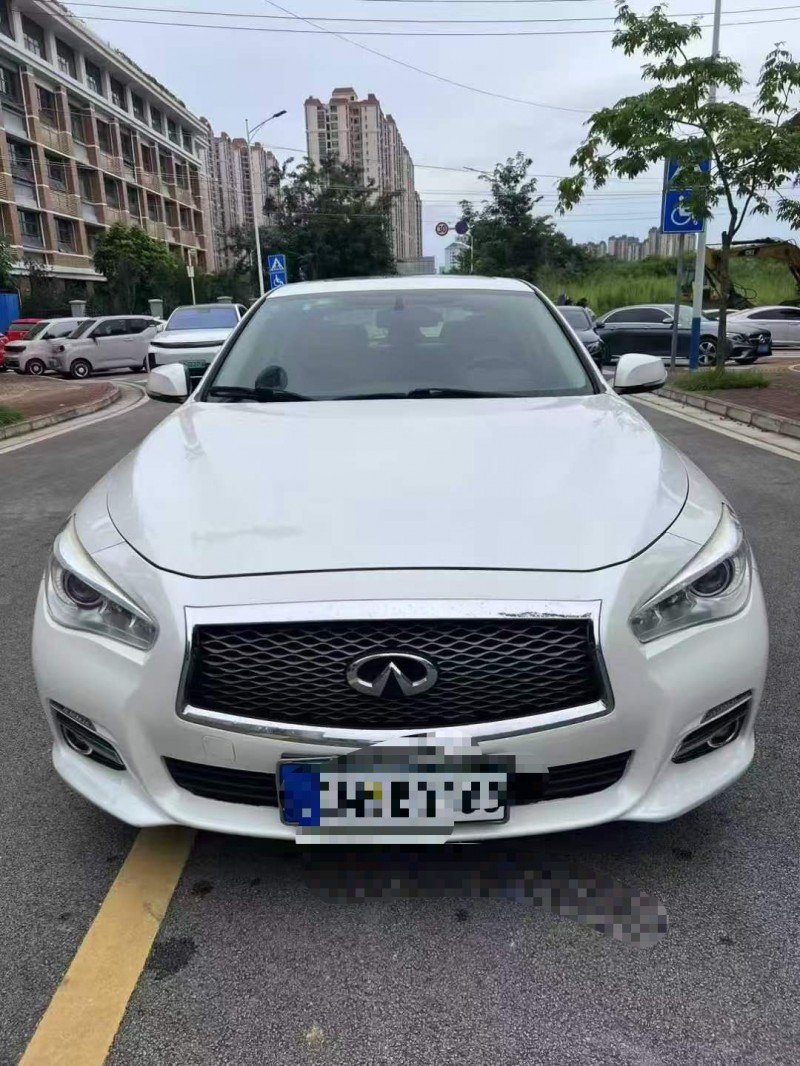 梧州17年英菲尼迪Q50L1