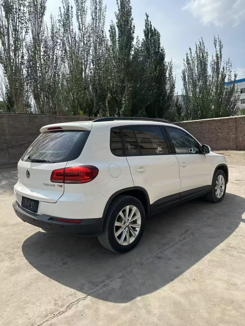 乌海15年大众途观8