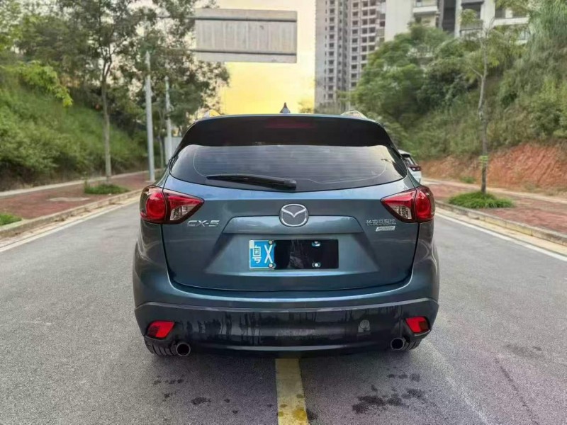 钦州17年马自达CX-52