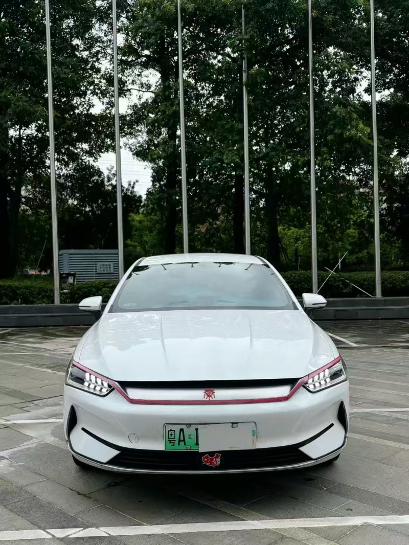 广州24年比亚迪秦1