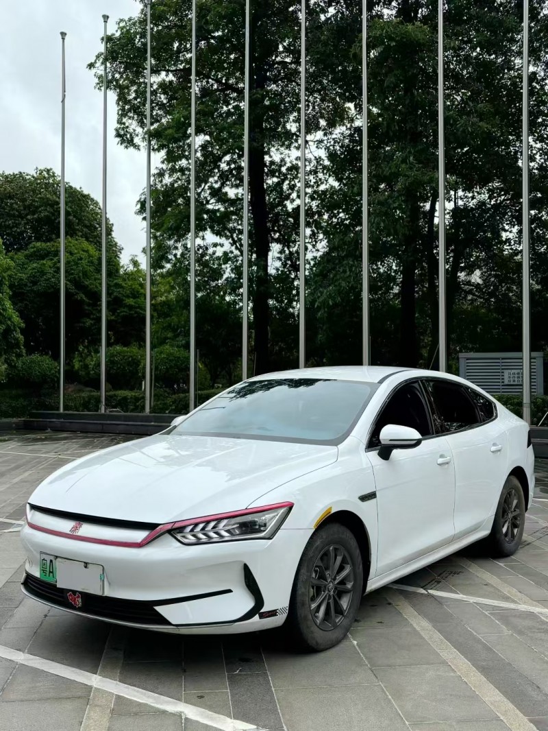 广州24年比亚迪秦2