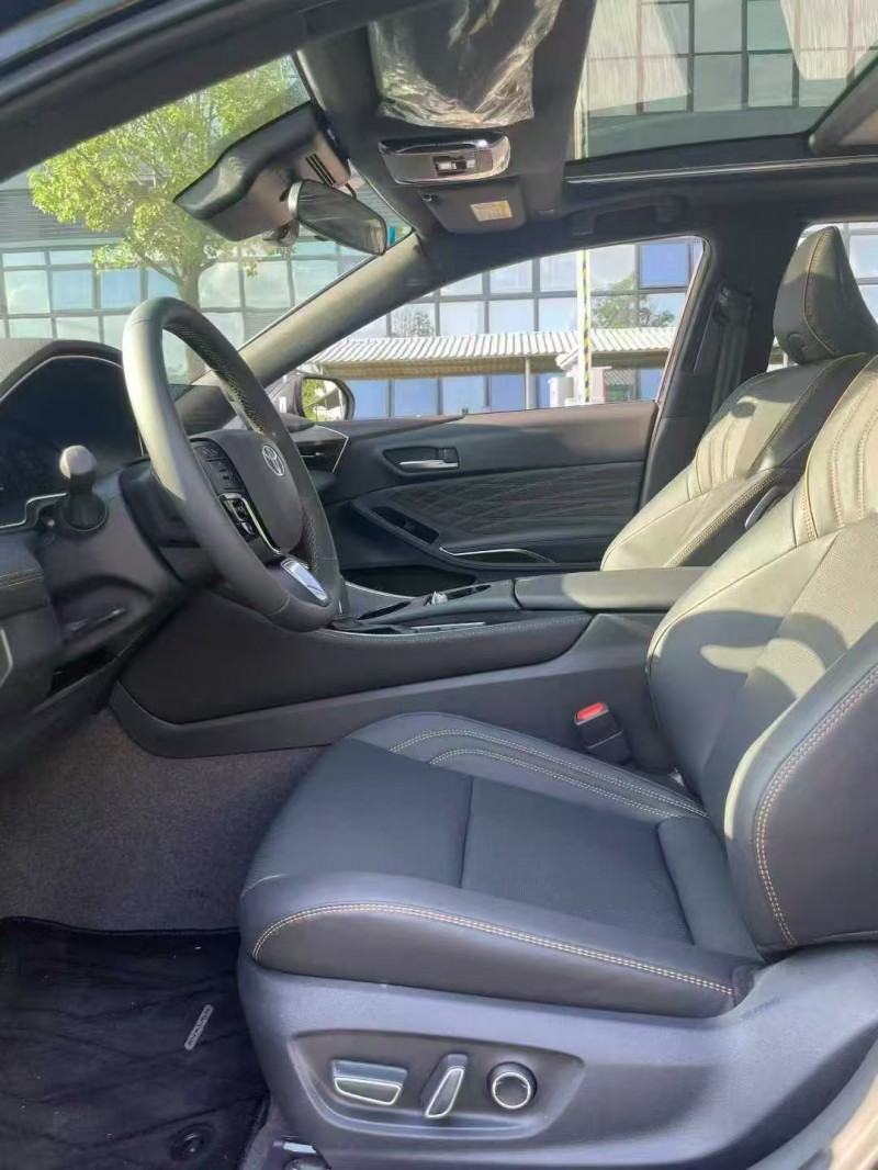 广州25年丰田亚洲龙6