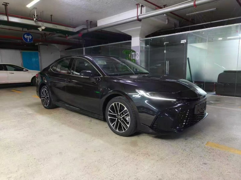 广州25年丰田凯美瑞2