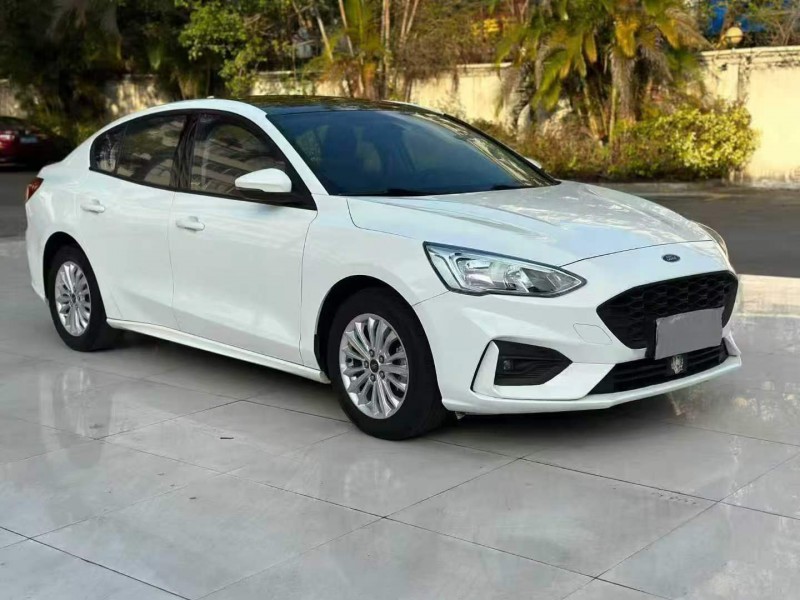 汕头19年福特福克斯2