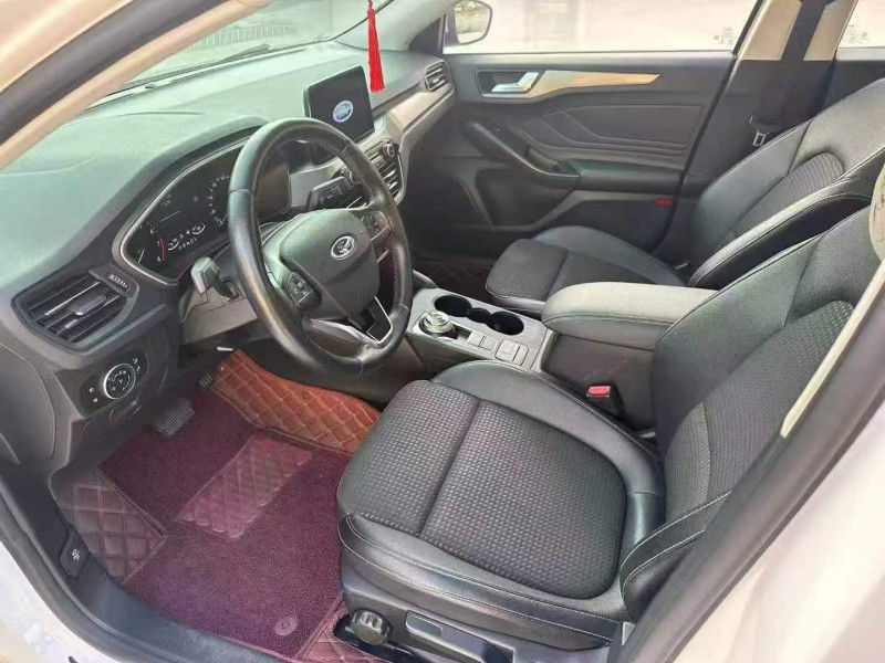 汕头19年福特福克斯4