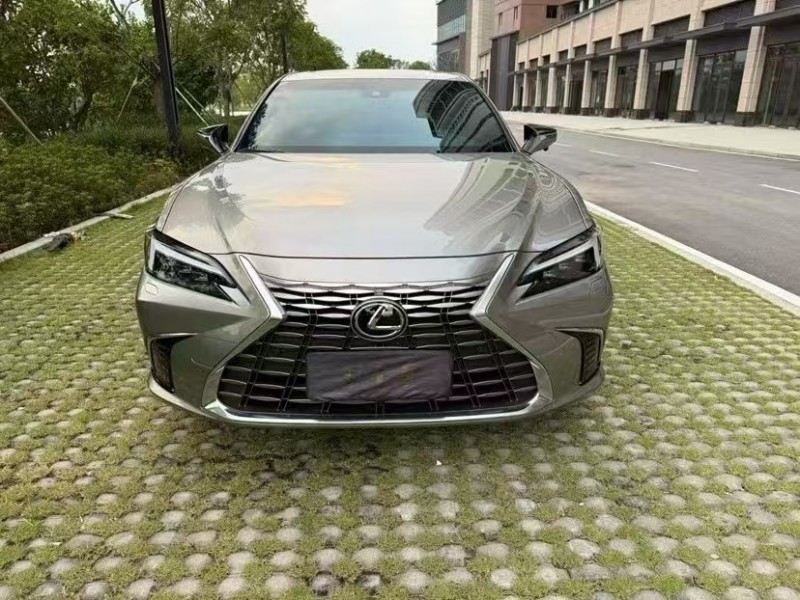 广州25年雷克萨斯ES1