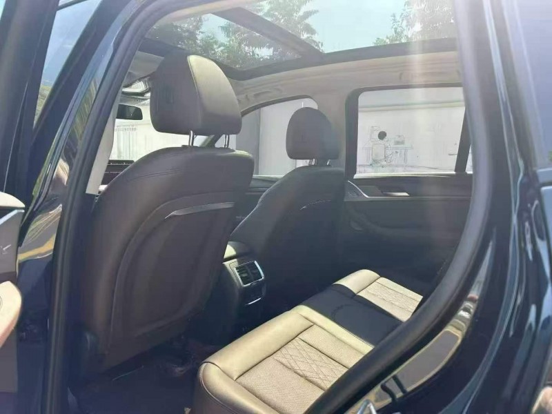 南平22年宝马X36