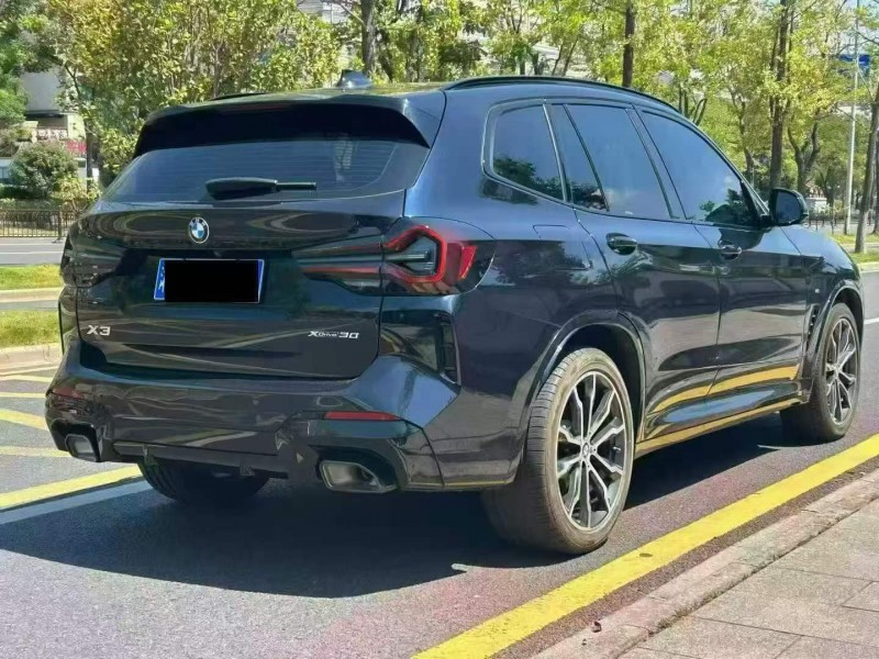 南平22年宝马X39