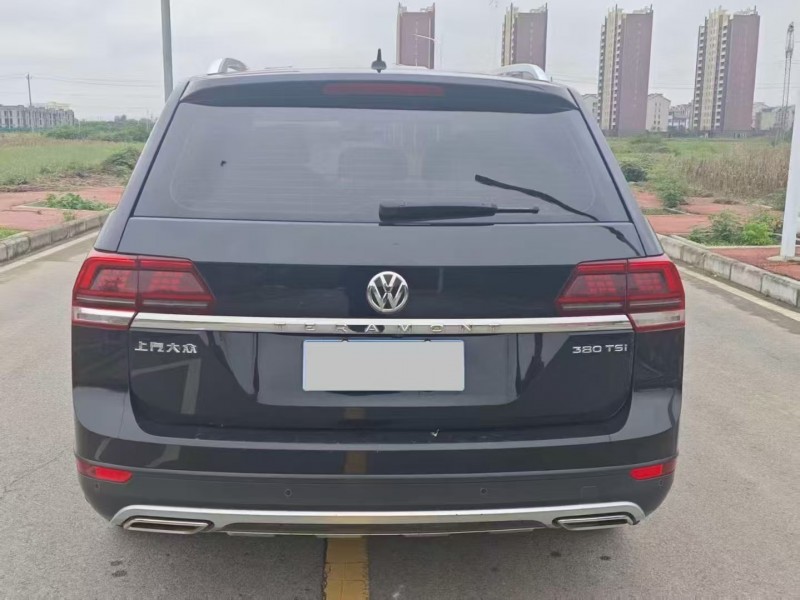 广州19年大众途昂9