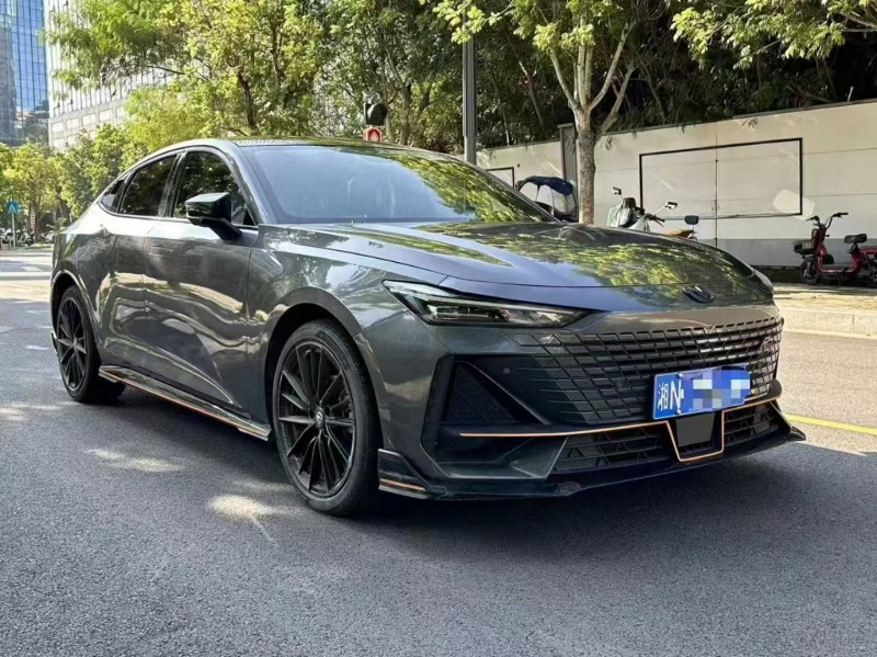 广州22年长安汽车UNI2