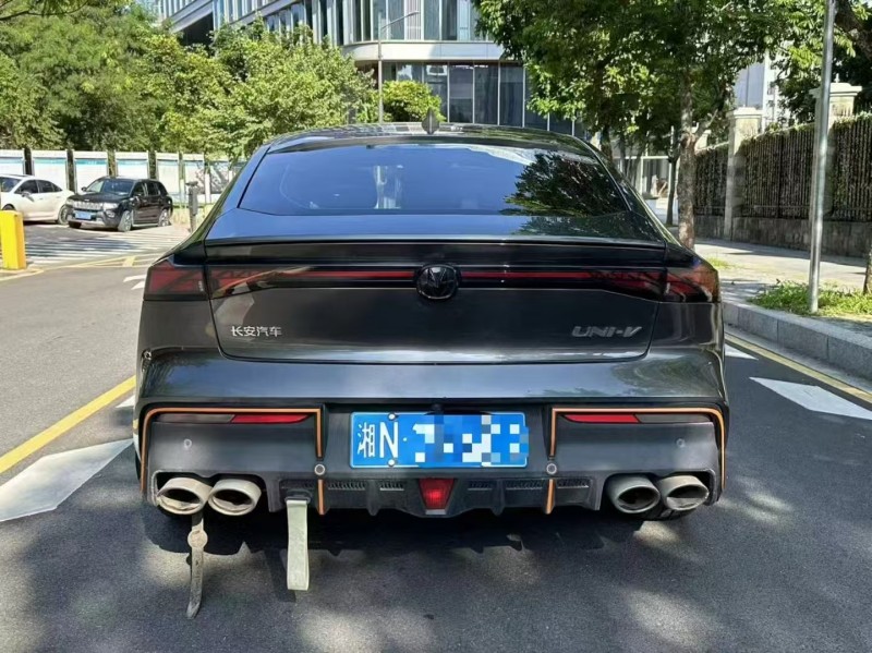 广州22年长安汽车UNI9