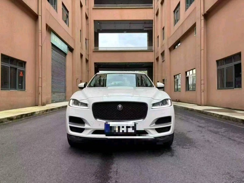 重庆17年捷豹F-PACE1