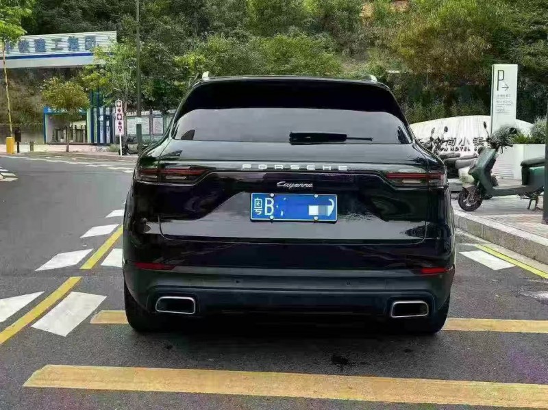 广州19年保时捷卡宴9