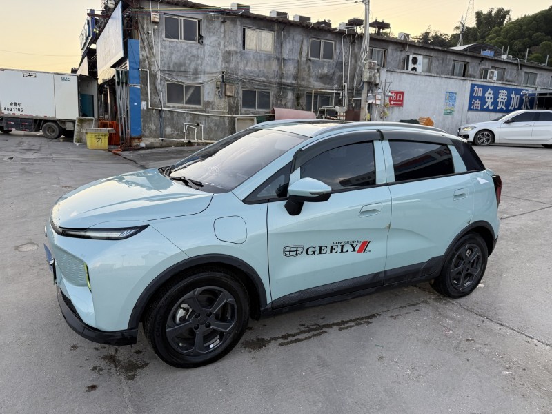 潮州23年吉利几何4