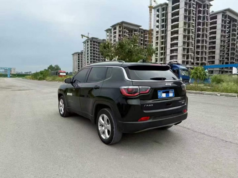 玉林19年Jeep指南者8