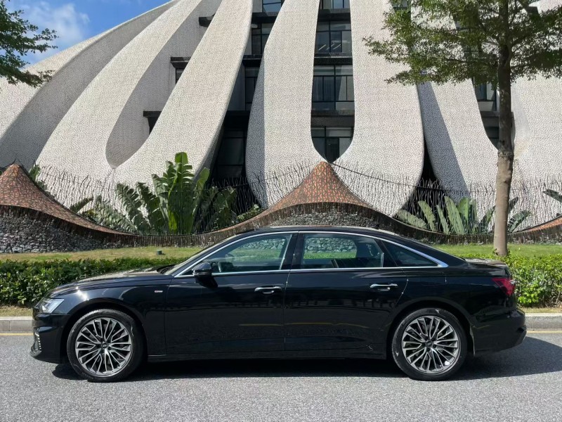 深圳23年奥迪A6L8