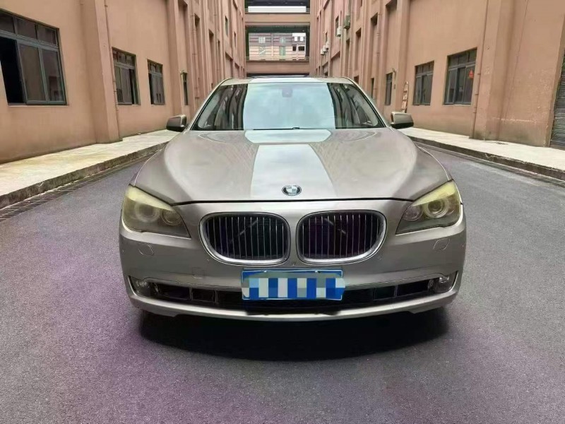 重庆13年宝马7系1